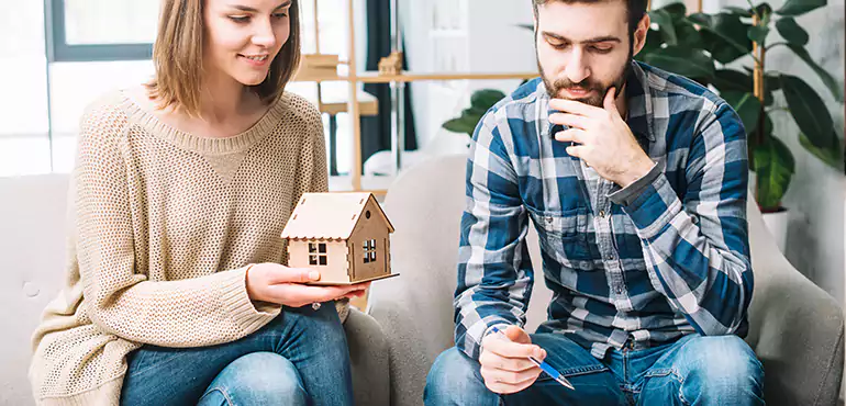 Why Homeowners Trust Chubbuck Home Buyers to Sell House With Liens in Chubbuck